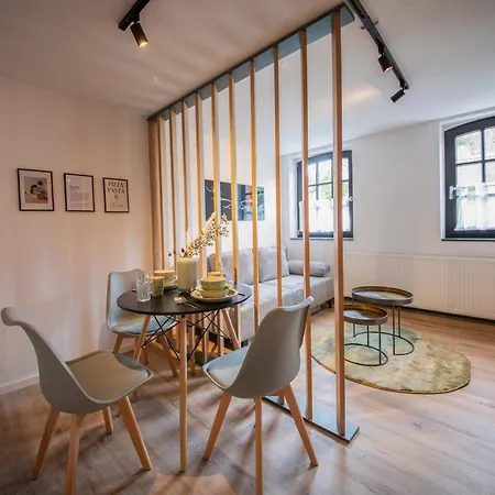 Appartement Haus Zum Wappen à Hellenthal Extérieur photo